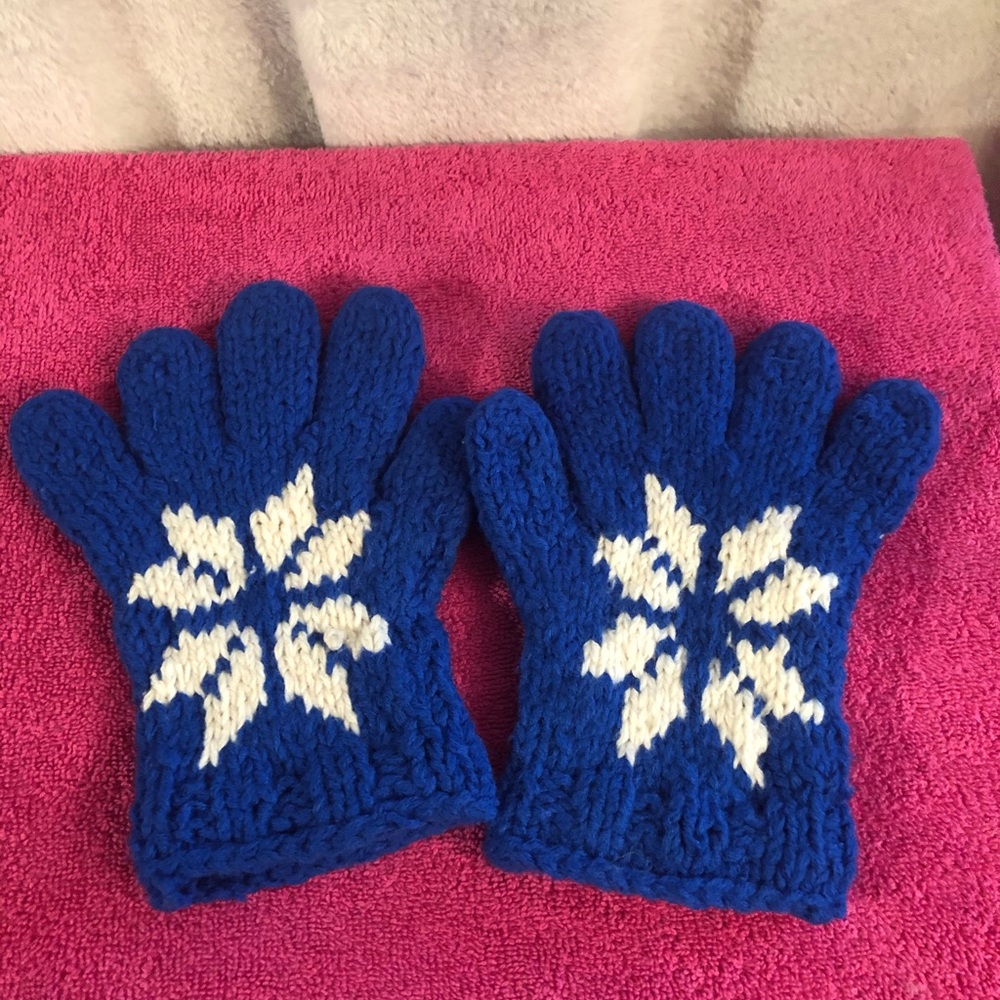 NWOT vintage gloves.